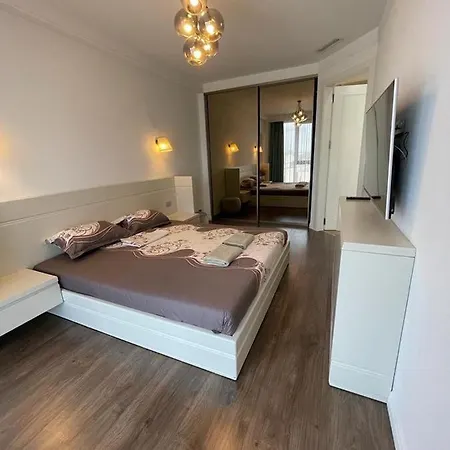 Best View !!!! Apartment